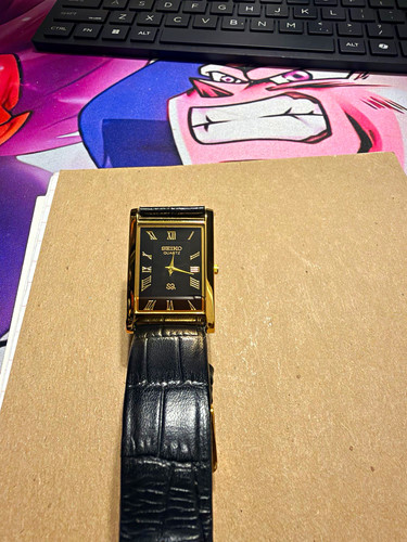 Seiko quartz rectangular - seiko,