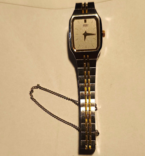Seiko women quartz - women’s,