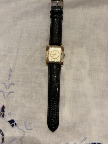 Nouveau gold tone rectangular - gold,