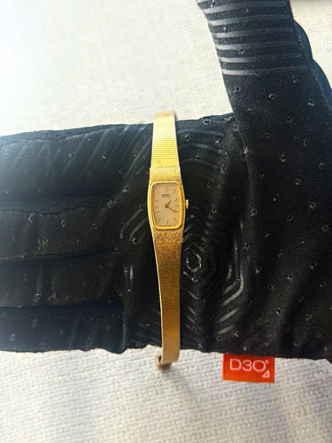 Seiko women rectangular - seiko,