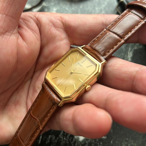 Vintage 80s seiko rectangular - vintage,