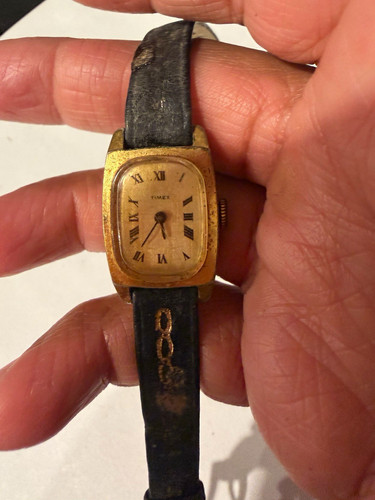 Vintage timex women - women’s, gold